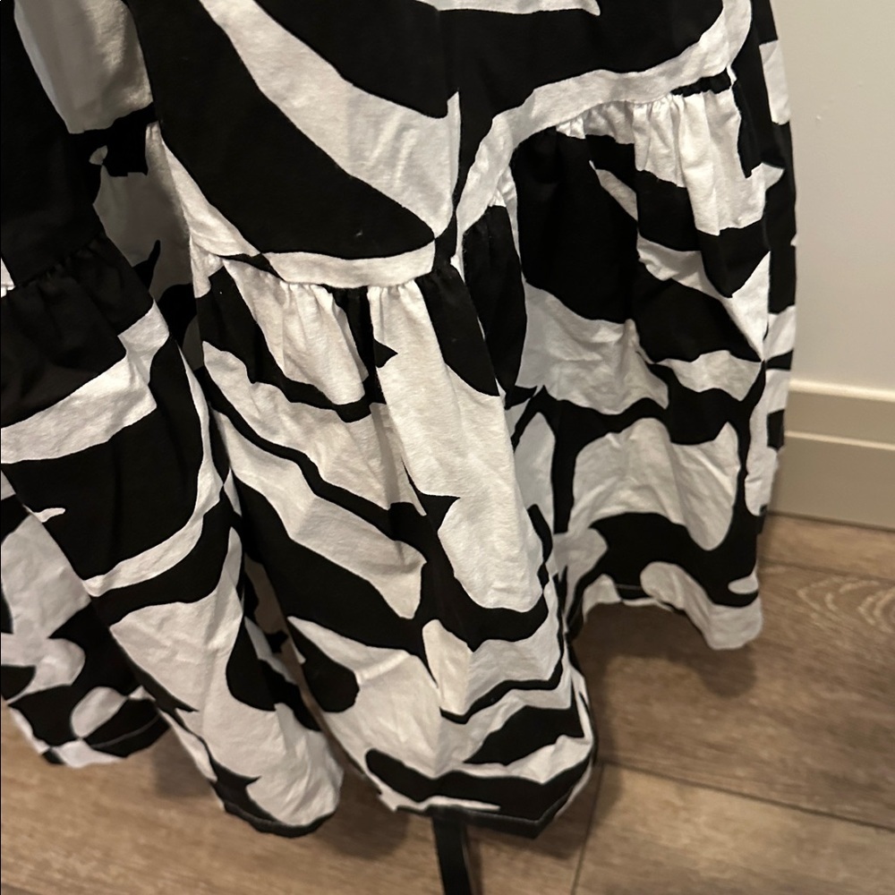 Japna Black White Puff Sleeve Maxi Dress Smocked Back Large Floral Print Pockets - Picture 5 of 11